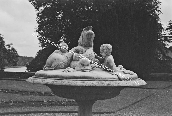 GLASLOUGH HOUSE  FOUNTAIN IN GARDEN